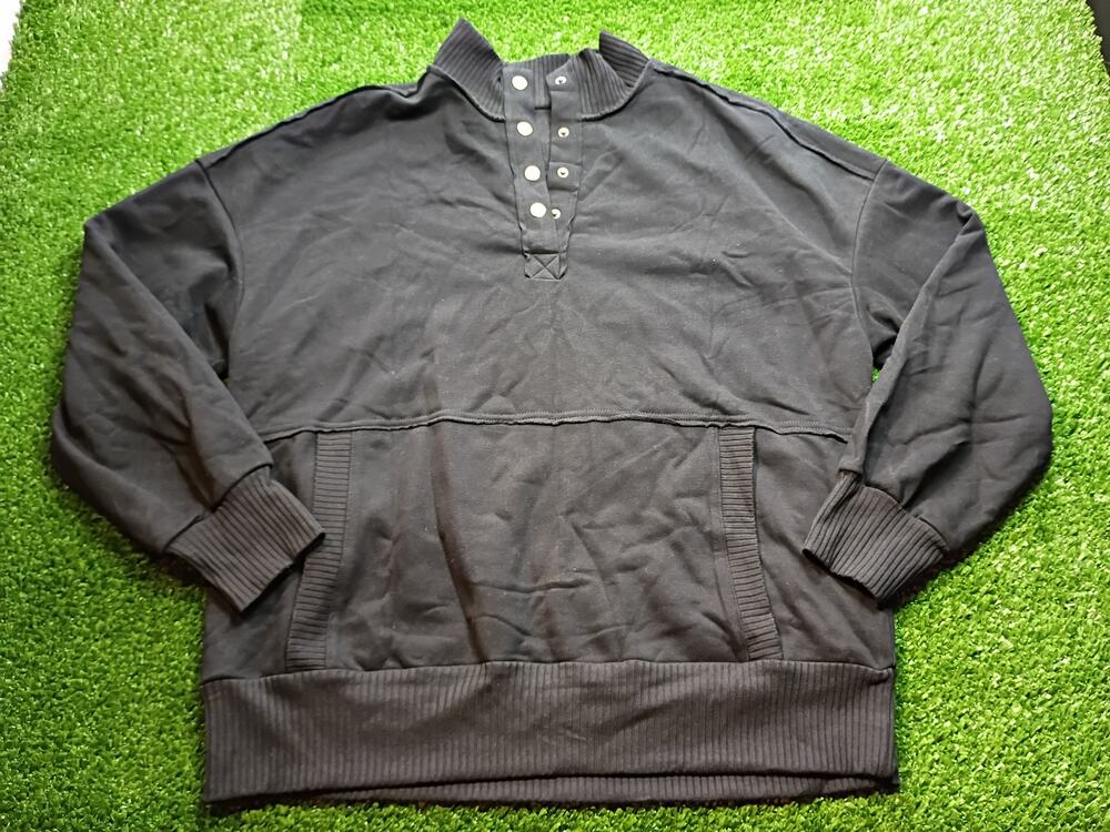 SHEWN Oversized T-shirt XL Black - Quarter Button Style
